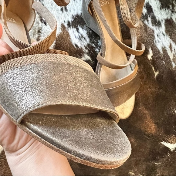 EILEEN FISHER Gold Metallic Gladiator Strappy Heel Sandal Size 10 Boho‎ - Picture 7 of 9